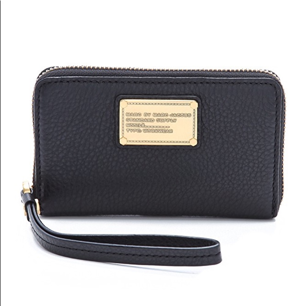 Marc by Marc Jacobs Classic Q Wingman Wristlet